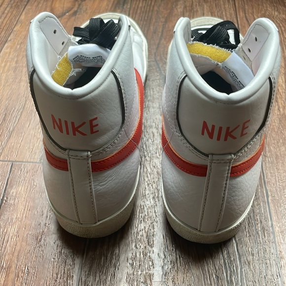 Nike Blazer Mid '77 Vintage. Size 8.5. Used in very good condition. - Picture 3 of 8